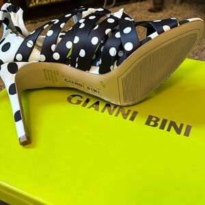 Gianni Bini polka dot lace up heels women’s size 8